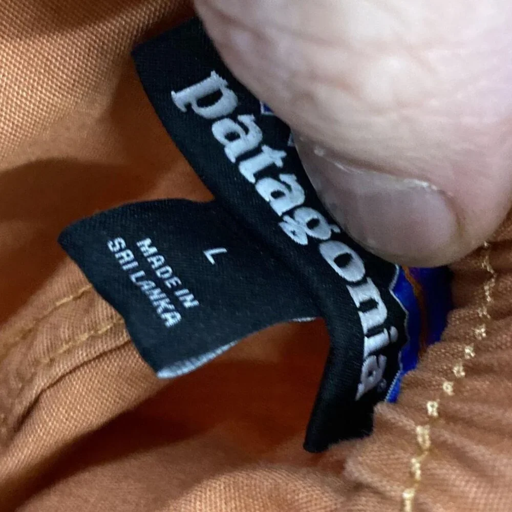 Patagonia® Men's Funhoggers™ Pants Style # 22055 in Sienna Clay Size L Large - Picture 6 of 6